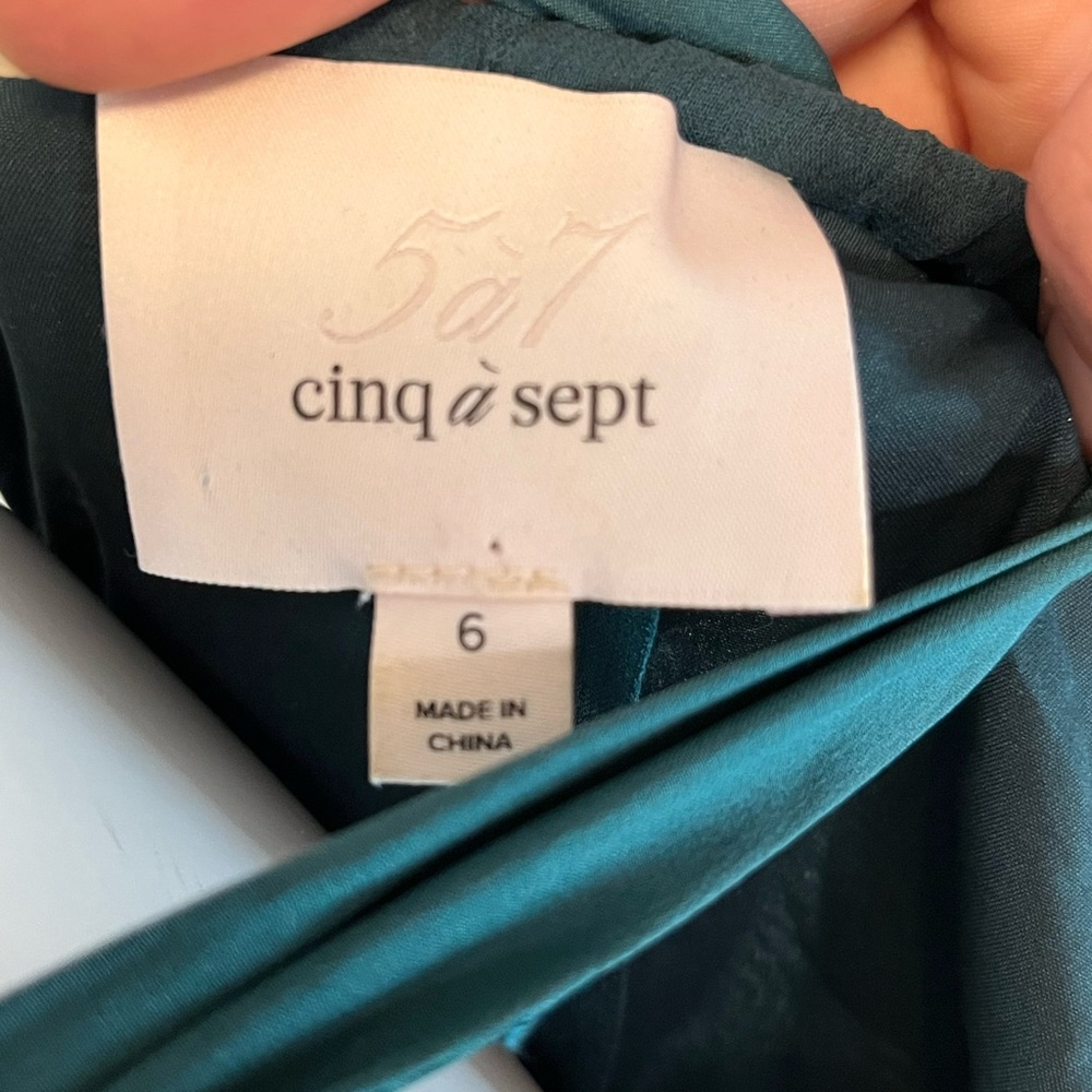 Cinq A Sept Elsa Dress in Everglade Cold Shoulder Ruffle Women’s Size 6 - Picture 13 of 14